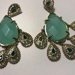 Like new Kendra Scott turquoise Forbes earrings